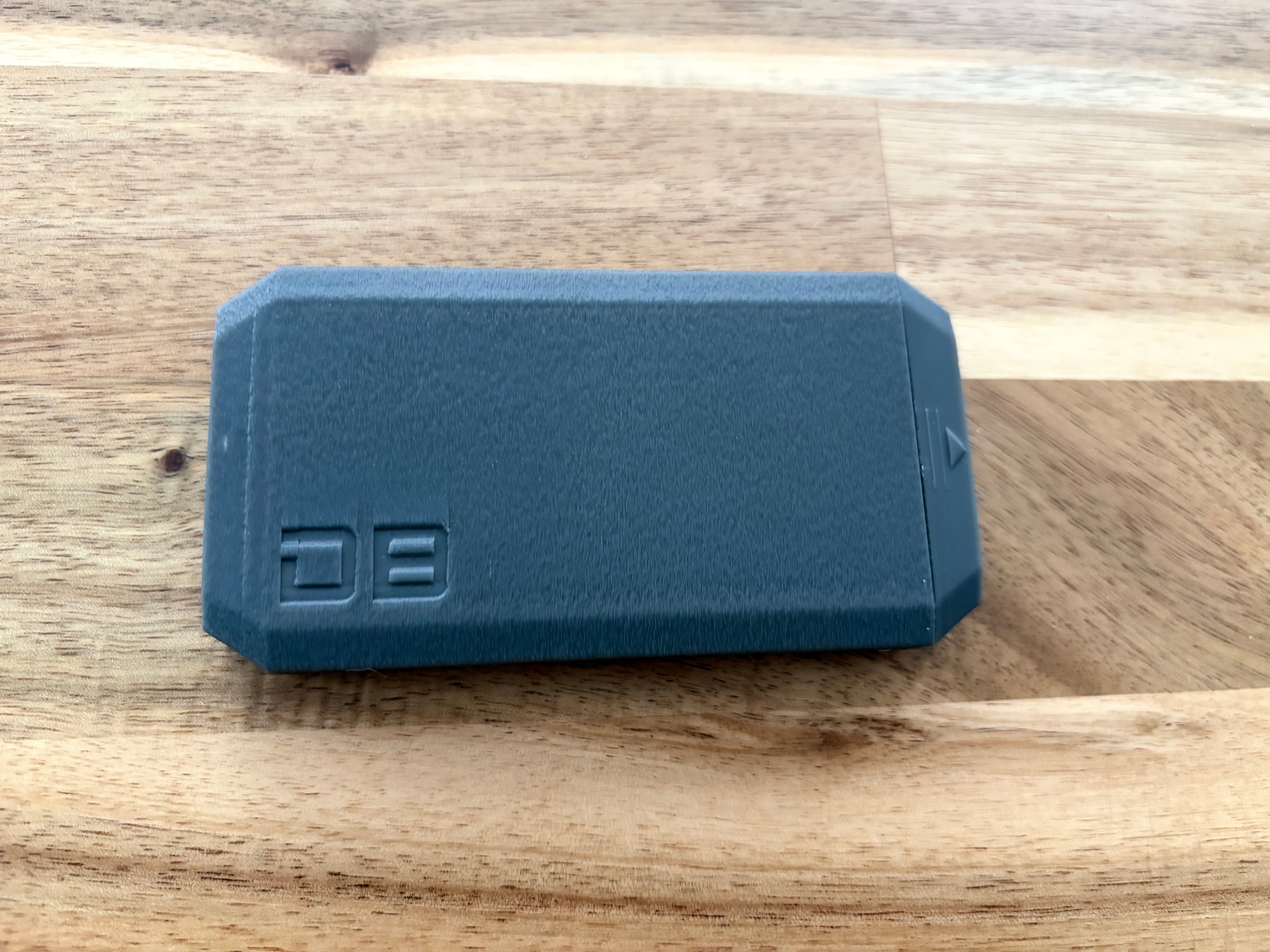 Maglyte Slim Snus Container with Customizable Engraved Initials