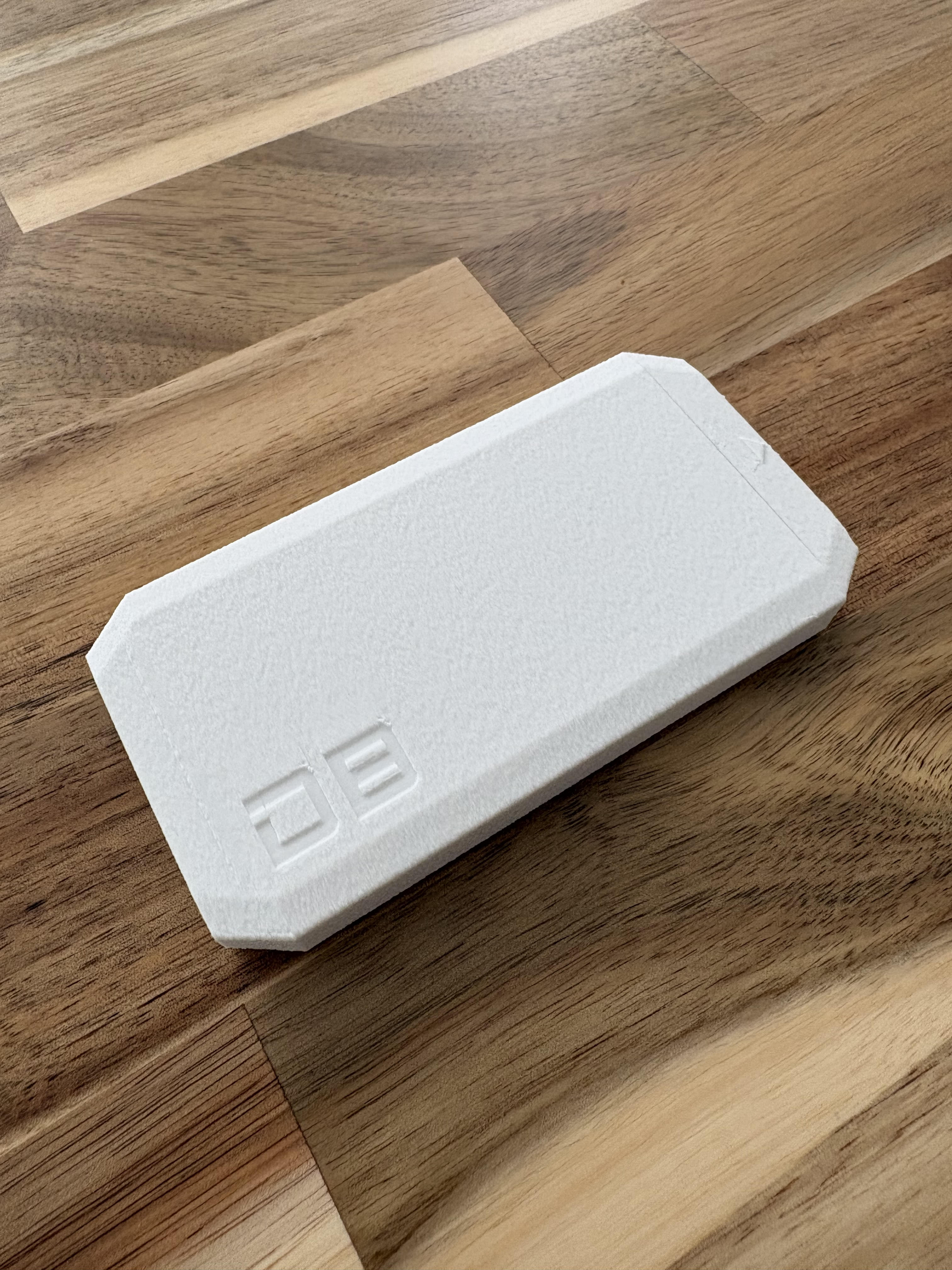 Maglyte Slim Snus Container with Customizable Engraved Initials
